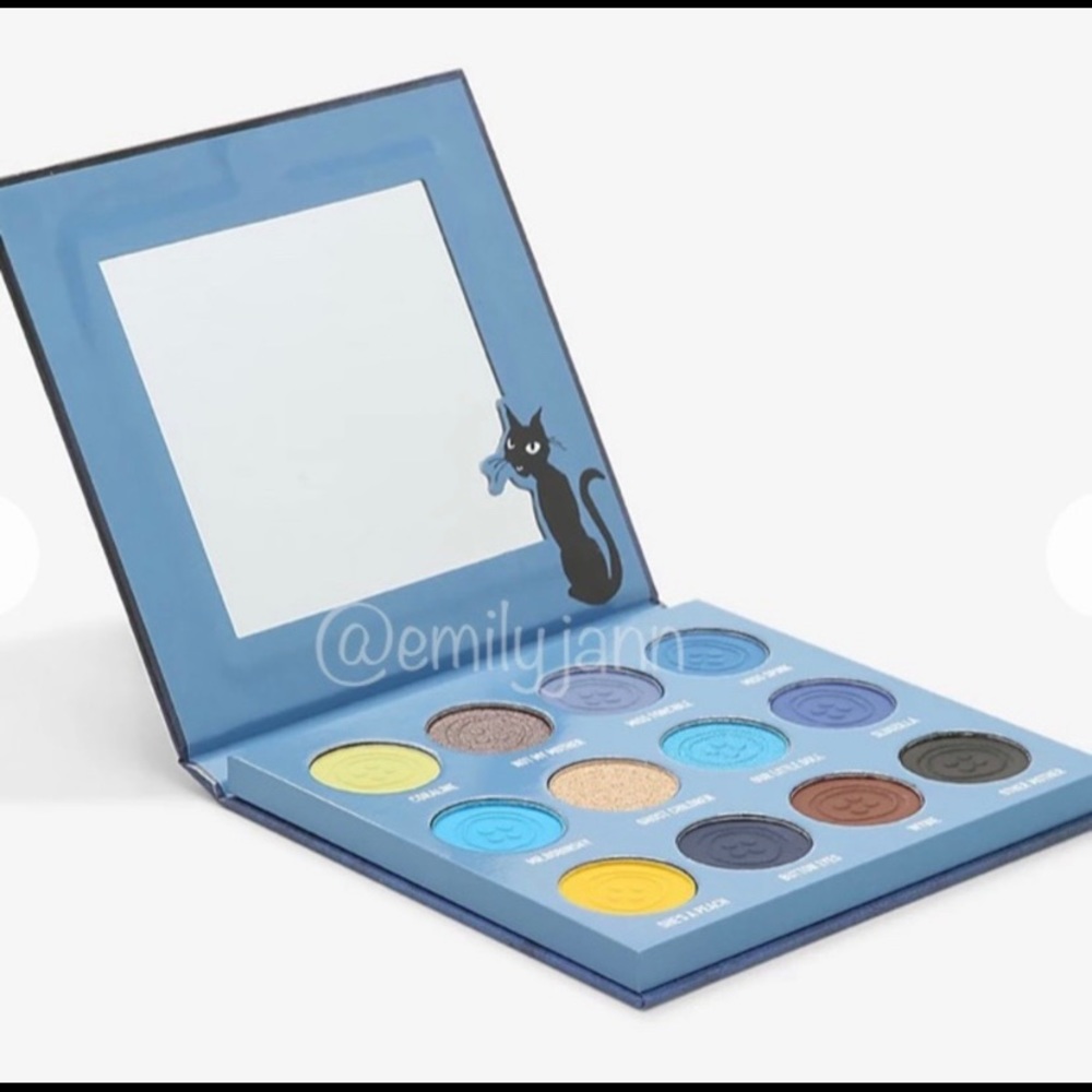 Coraline🌒Eyeshadow Palette - Picture 8 of 13